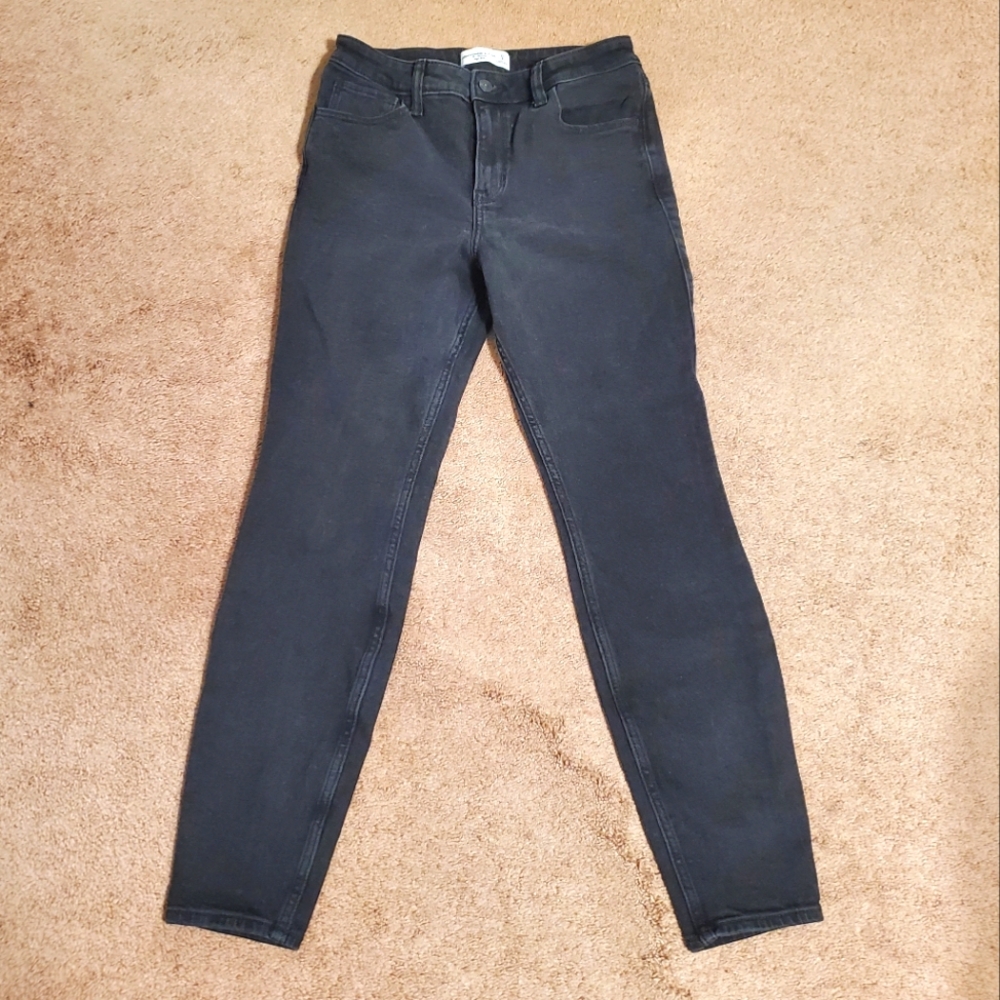 Abercrombie Skinny High Rise size 27/4R